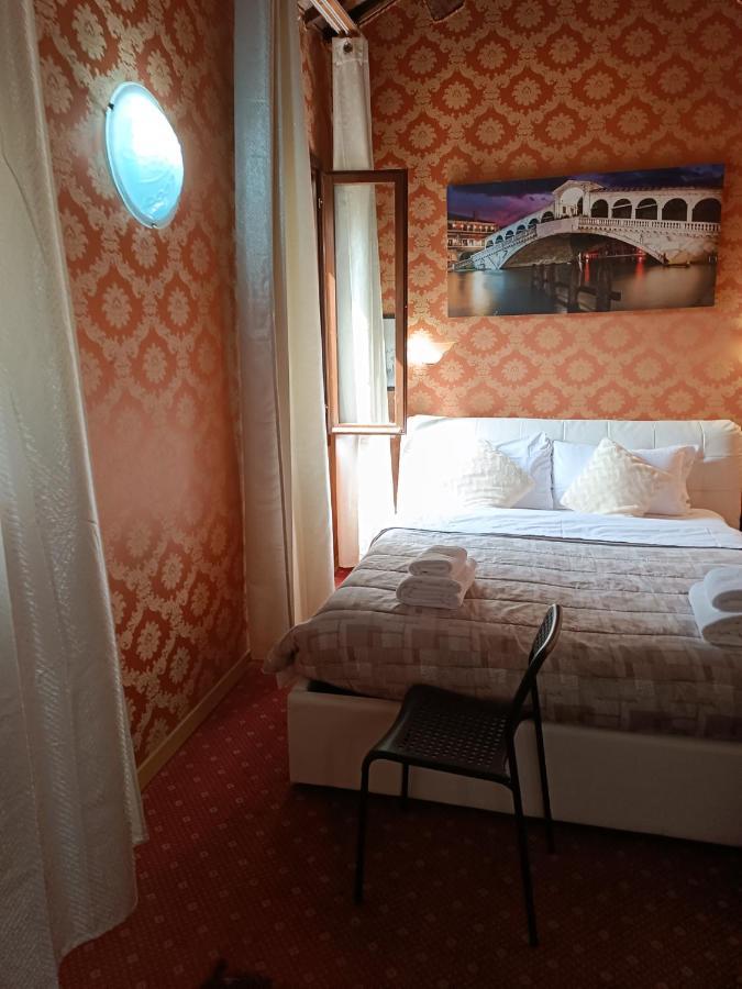 Hotel Casa Banon à Venise Extérieur photo